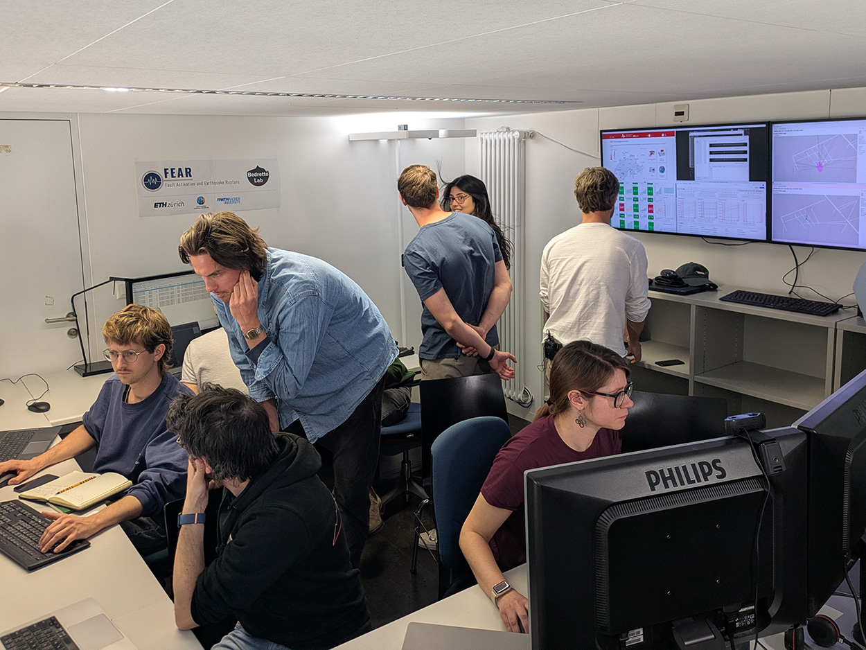 First FEAR-2 experiment successfully concluded